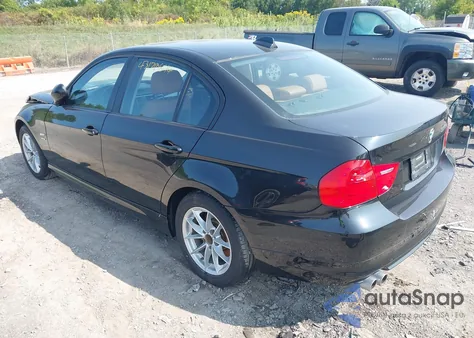 2010 BMW 328I xDrive z USA, uszkodzony, nr VIN WBAPK5C53AA653556